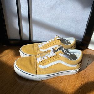 Mustard yellow suede Old Skool Vans